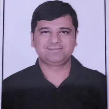 Akhilesh Kumar Yadav  Tutor From Kursi Road Lucknow